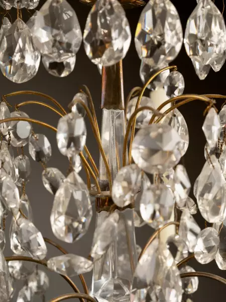 Paire de girandoles en bronze et cristal taillé, Suède vers 1790