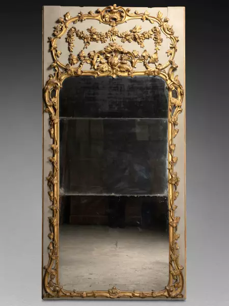 Grand trumeau en bois doré, Provence ép Louis XV vers 1760