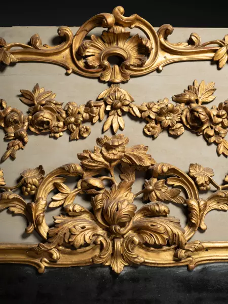 Grand trumeau en bois doré, Provence ép Louis XV vers 1760