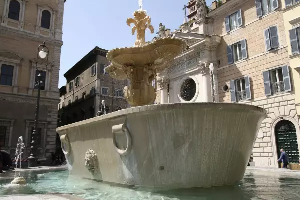 Jardinière en marbre brocatelle, Rome vers 1800