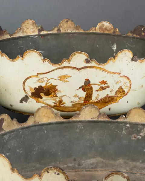 Suite de rafraîchissoirs en tôle vernie, Paris vers 1770