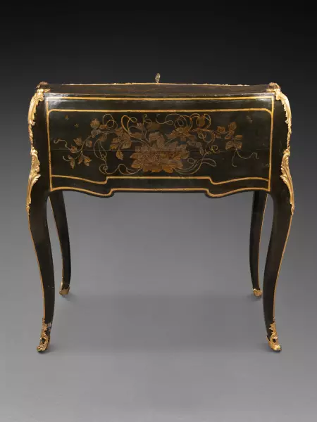 Bureau de pente en vernis martin par F. Rubestuck, Paris vers 1770