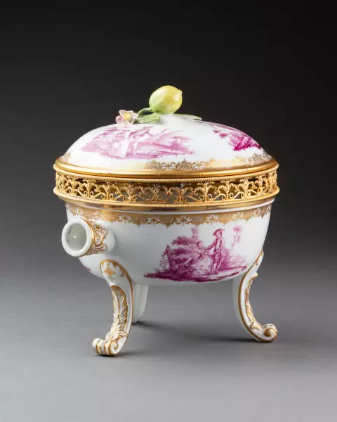 Réchaud couvert en porcelaine de Meissen monté en pot-pourri 18ème siècle