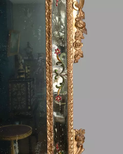 Miroir en bois doré et verres de Murano, Venise vers 1750