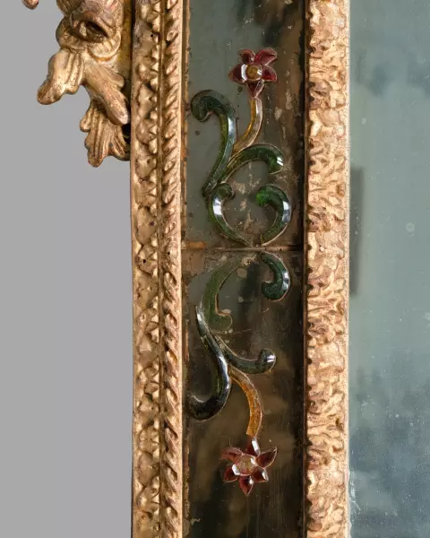 Miroir en bois doré et verres de Murano, Venise vers 1750