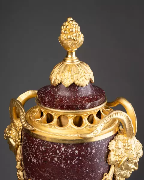 Paire de pots-pourris en porphyre, Rome vers 1830