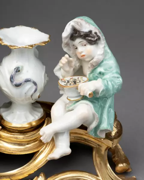 Paire de groupes les 4 saisons de Meissen vers 1750