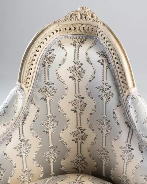 Paire de bergères d’angle par J.B Sené, Paris ép Louis XVI