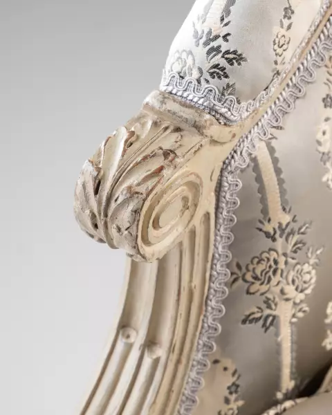 Paire de bergères d’angle par J.B Sené, Paris ép Louis XVI