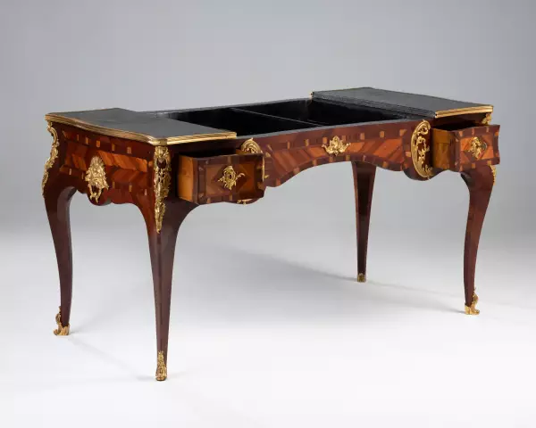 Bureau plat transformable en tric-trac par Jacques Dubois, Paris vers 1750
