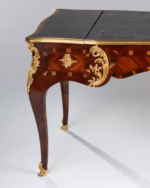 Bureau plat transformable en tric-trac par Jacques Dubois, Paris vers 1750