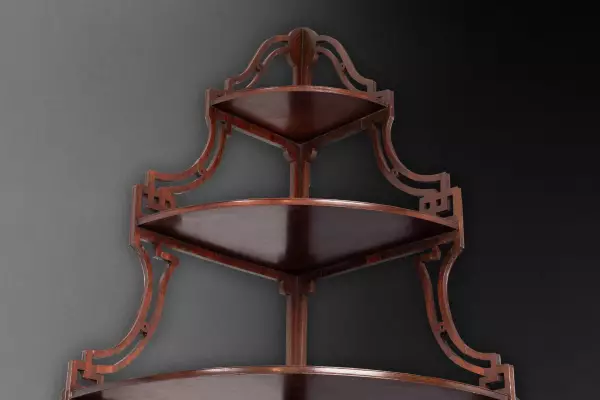 Paire d’étagères de style anglo-chinois en amarante, Paris vers 1765