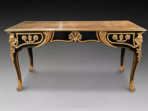 Bureau plat en placage d’ébène, François Lieutaud vers 1720